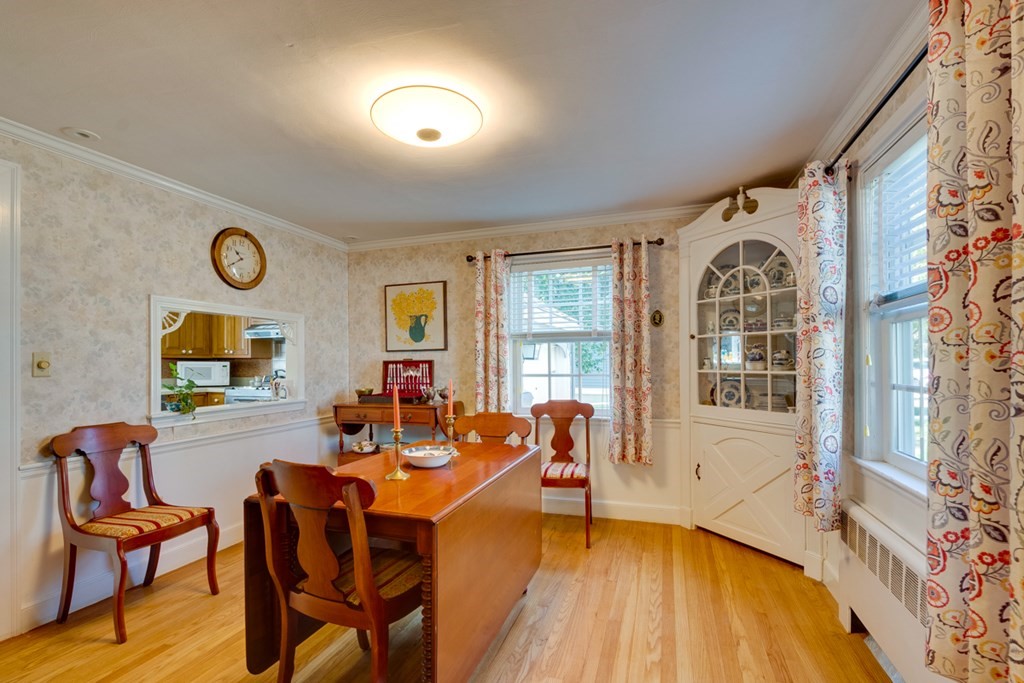 67 Berkshire Road Needham, MA 02492 - Photo 8 of 24