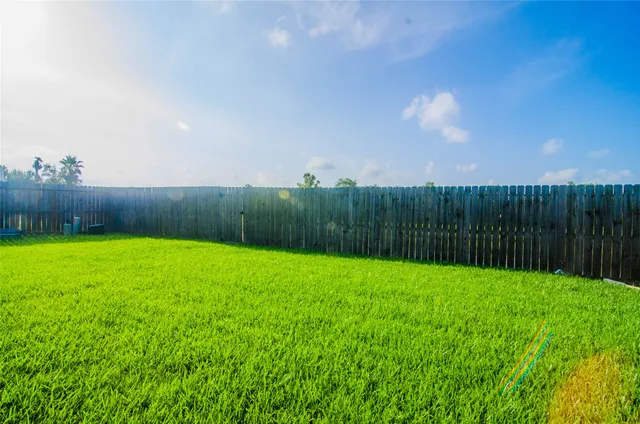 $1,850 | 5105 Caprock Drive, Pearland, TX 77584