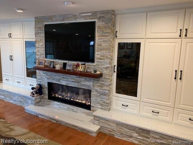 1805 Mayfield Road Lapeer, MI 48446 - Photo 7 of 38 IMG_0514.jpg