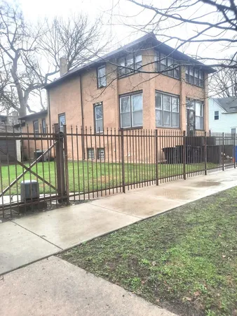 $169,900 | 2665 East 77th Street, Chicago, IL 60649