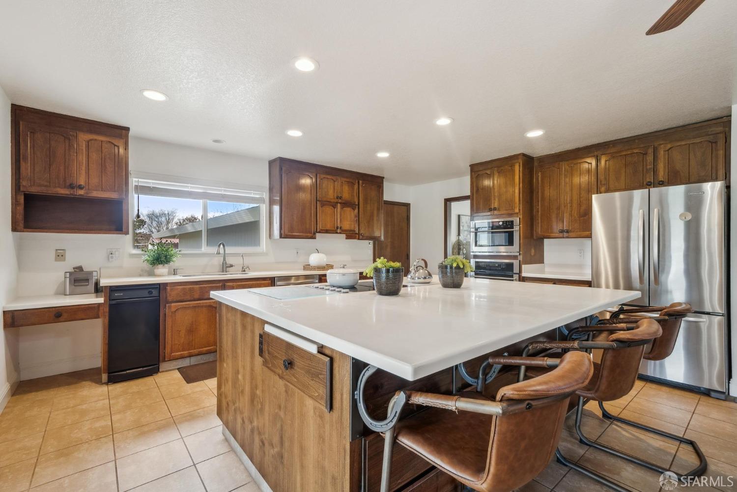 4355 Raymond Road Livermore, CA 94551 - Photo 15 of 74