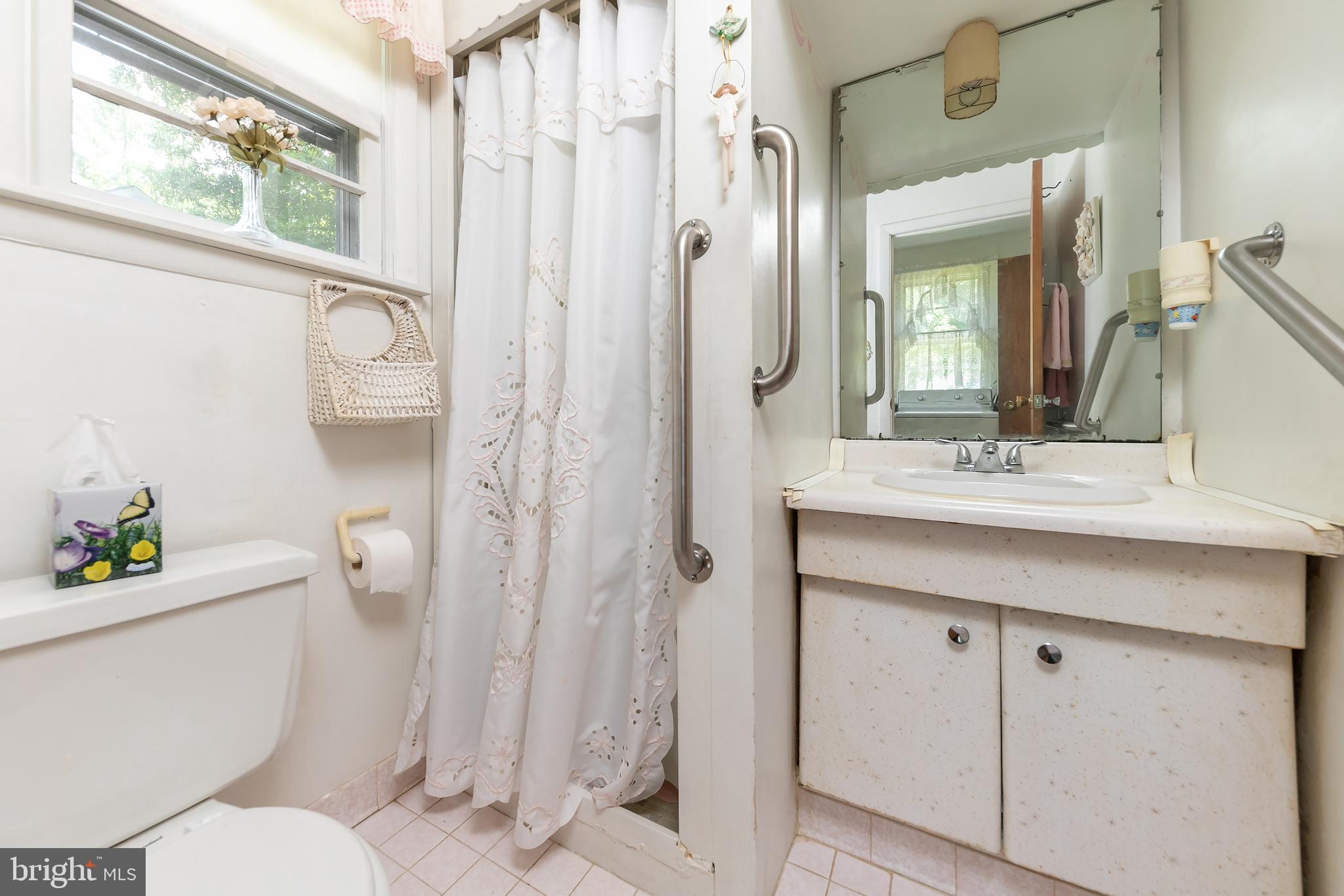 668 Tanyard Road Deptford, NJ 08096 - Photo 14 of 18