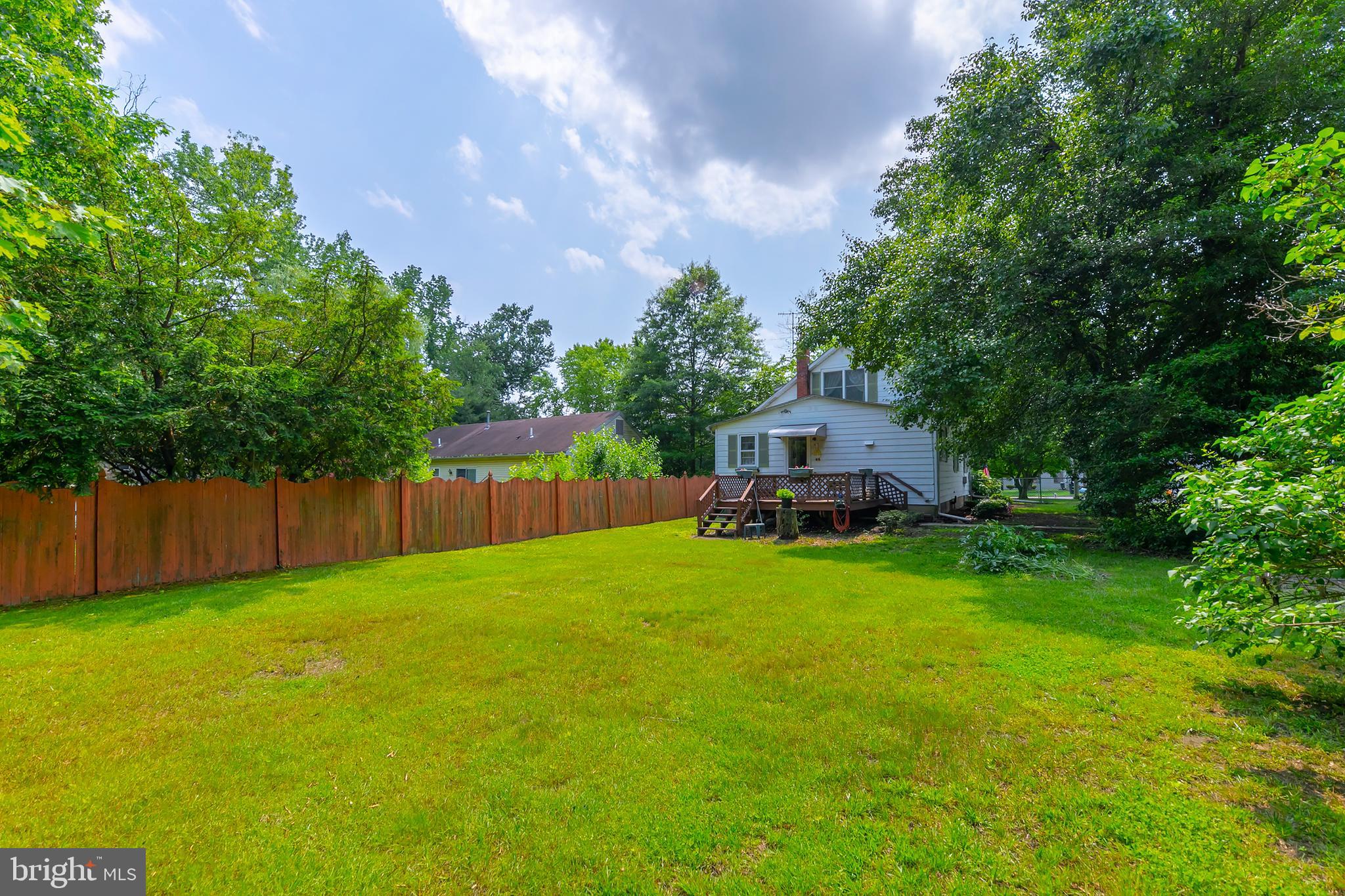 668 Tanyard Road Deptford, NJ 08096 - Photo 4 of 18
