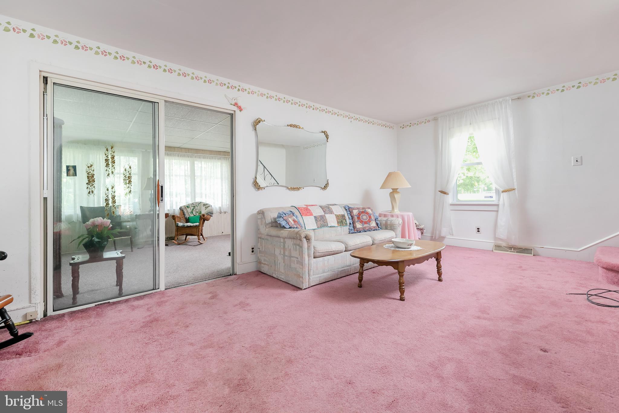 668 Tanyard Road Deptford, NJ 08096 - Photo 7 of 18