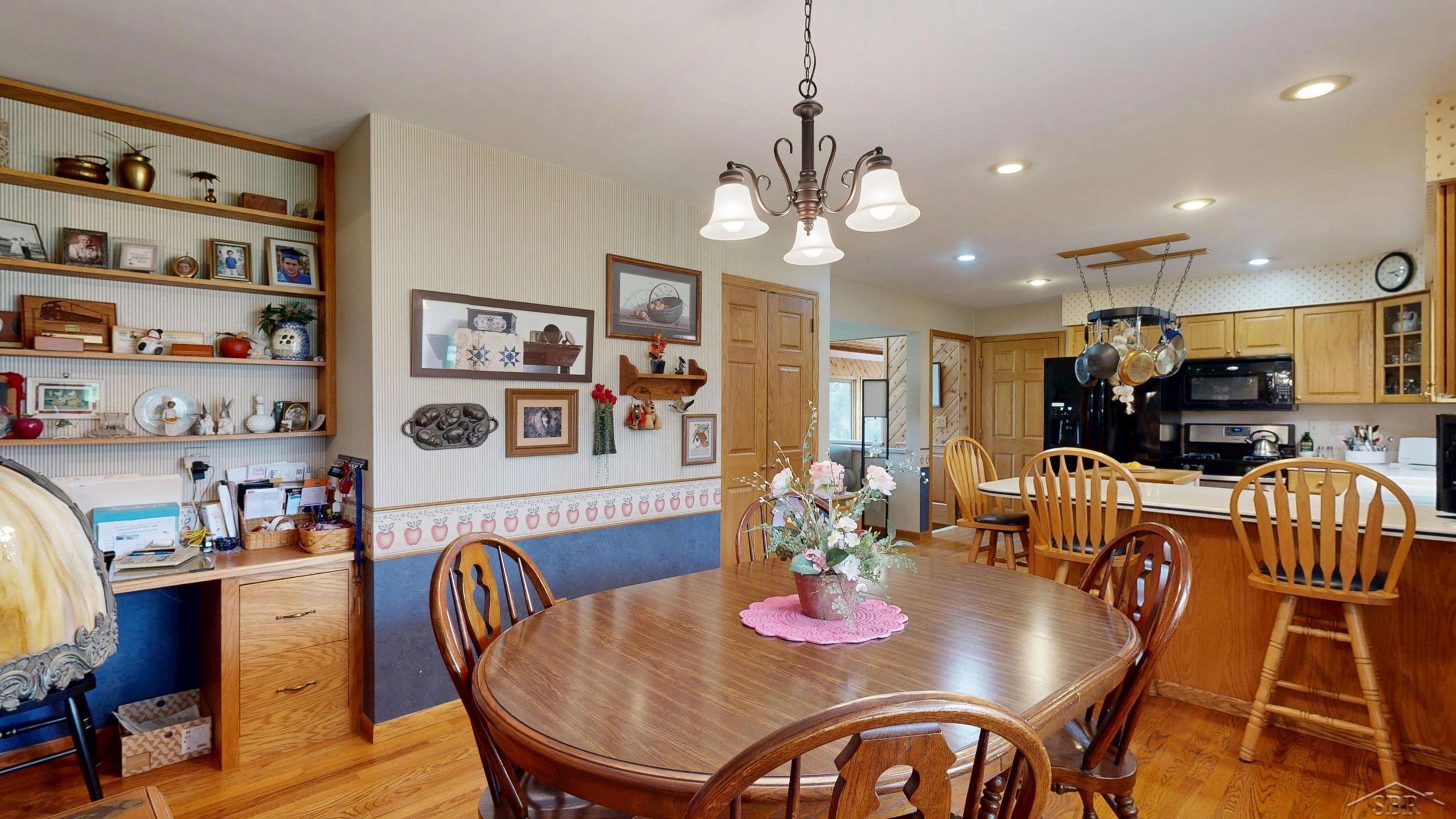 5220 North River Road Freeland, MI 48623 - Photo 22 of 47