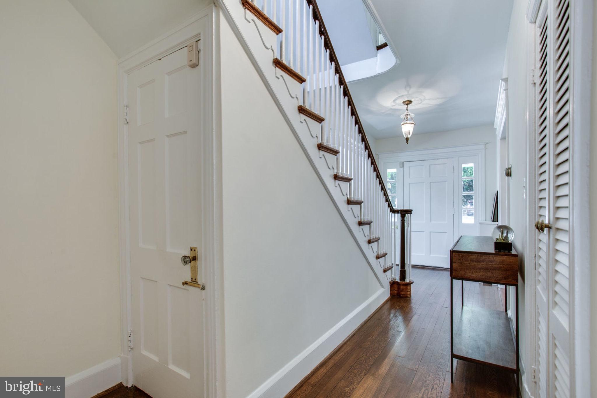 5023 Reno Road Northwest Washington, DC 20008 - Photo 12 of 33 Spacious hallway with large closet space