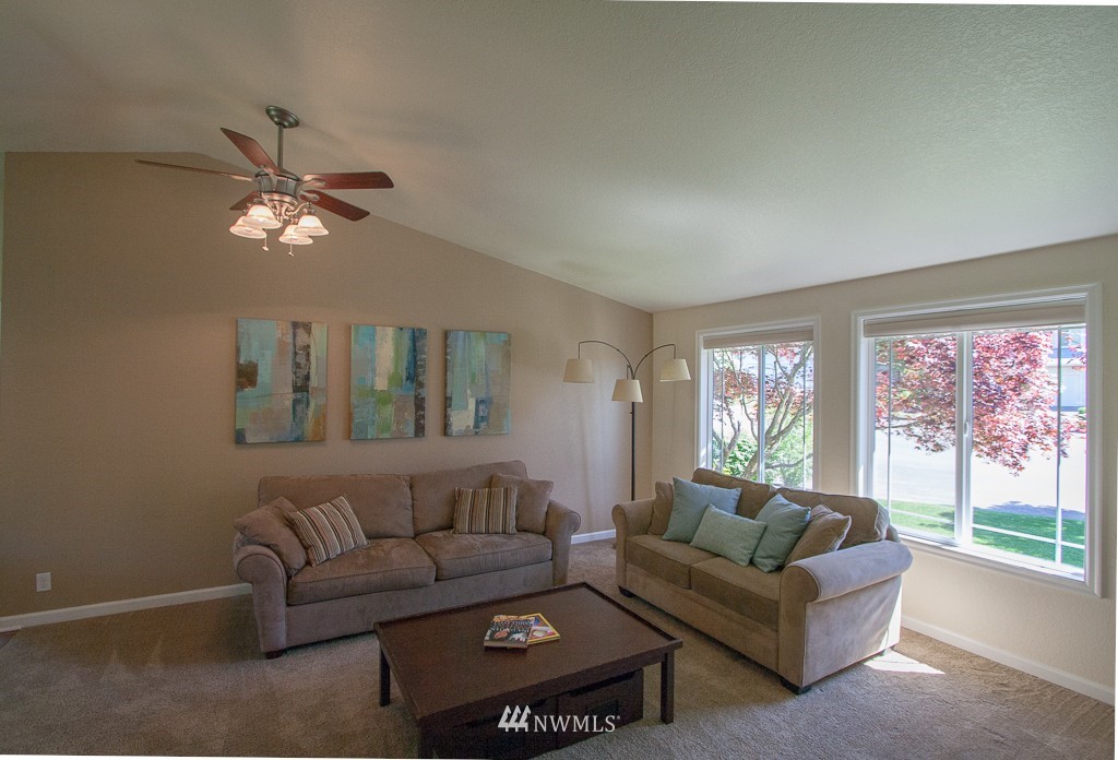 23418 9th Place West Bothell, WA 98021 - Photo 3 of 25