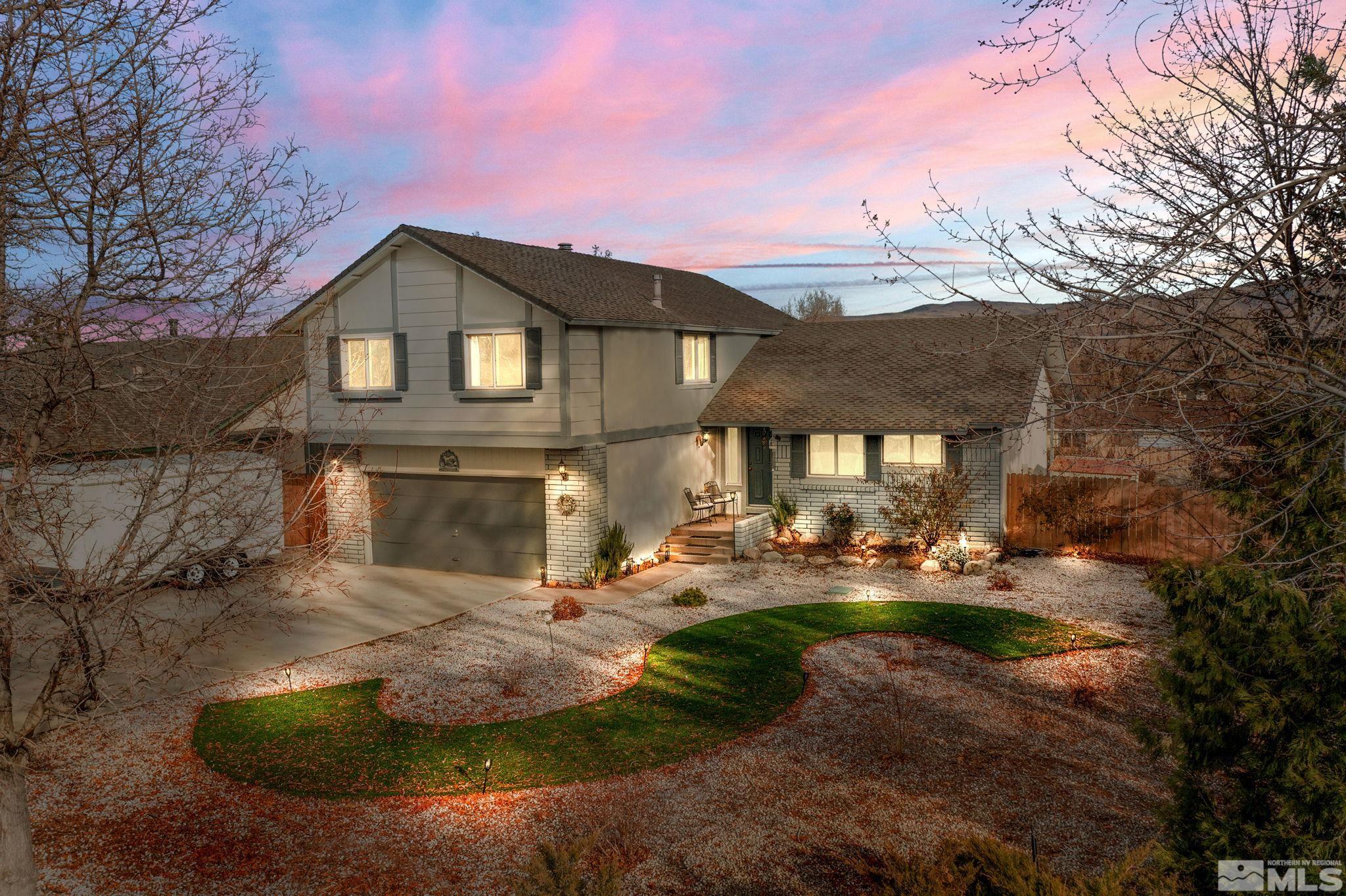 12530 Creek Reno, NV 89511 - Photo 3 of 28 Photo 4