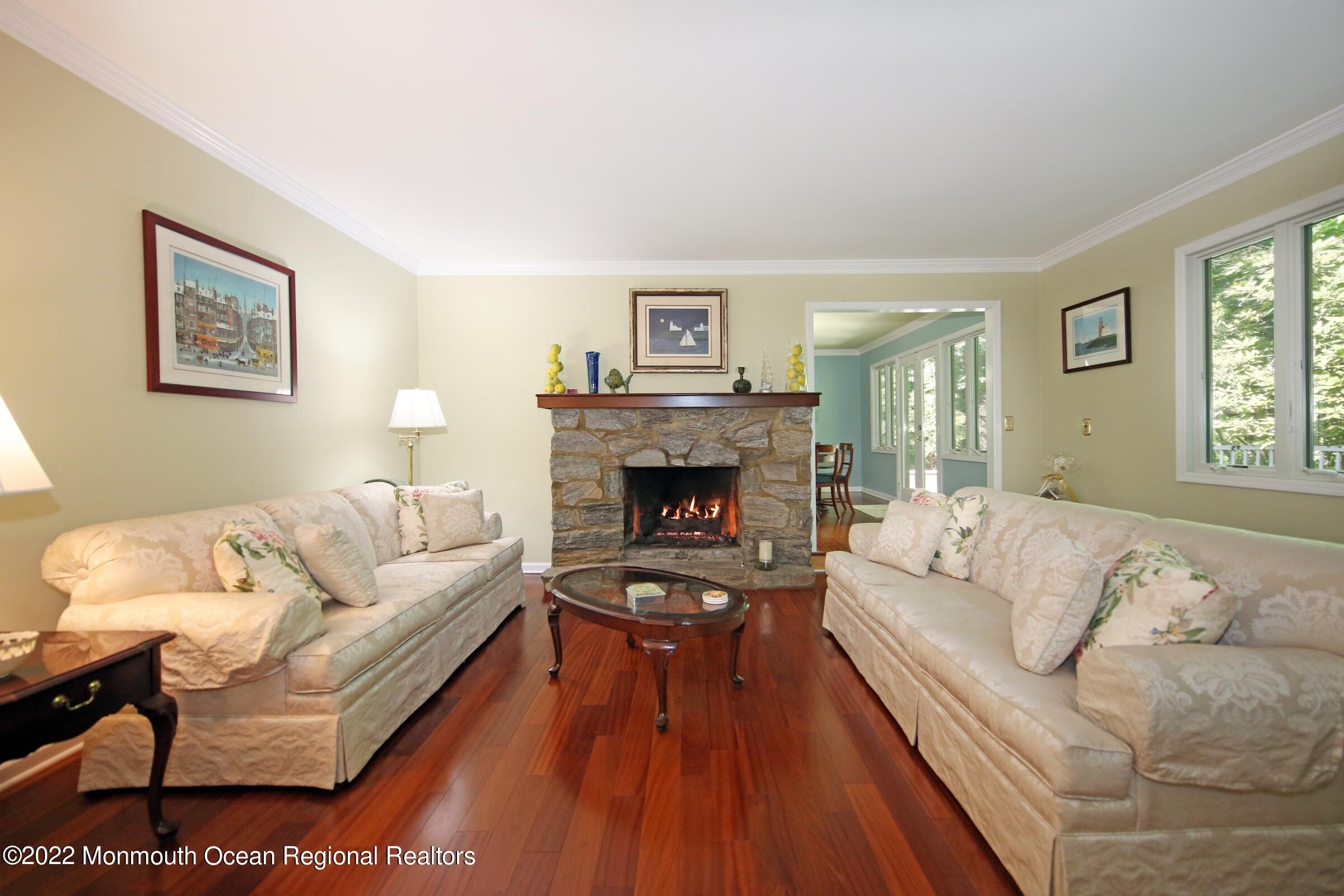 161 Pelican Road Middletown, NJ 07748 - Photo 8 of 43 Great Room