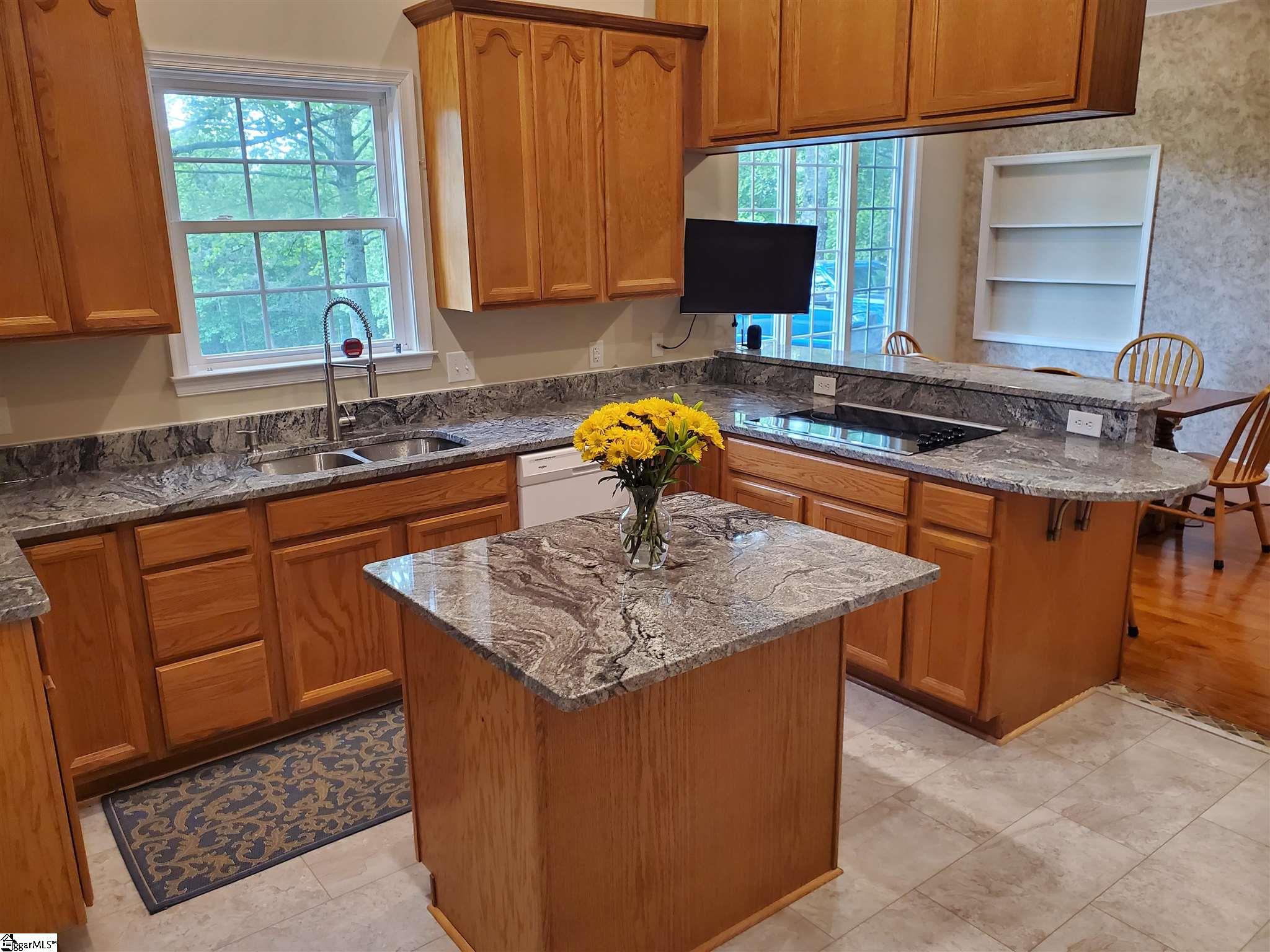 1146 Thomas Mill Road Easley, SC 29640 - Photo 8 of 36