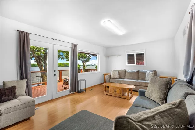 $829,000 | 30383 Bullock Drive, Gravois Mills, MO 65037