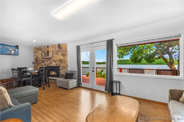 $829,000 | 30383 Bullock Drive, Gravois Mills, MO 65037