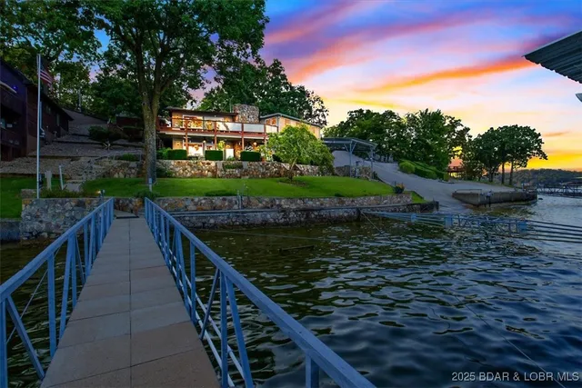 $829,000 | 30383 Bullock Drive, Gravois Mills, MO 65037