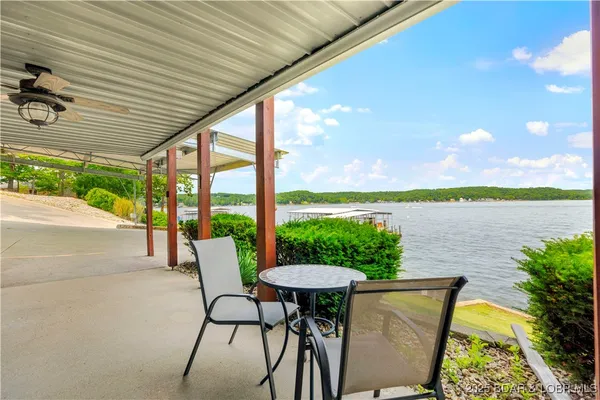 $829,000 | 30383 Bullock Drive, Gravois Mills, MO 65037