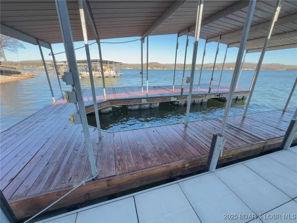 $829,000 | 30383 Bullock Drive, Gravois Mills, MO 65037