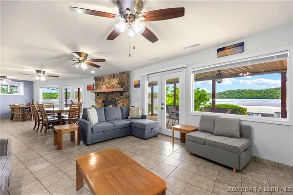 $829,000 | 30383 Bullock Drive, Gravois Mills, MO 65037