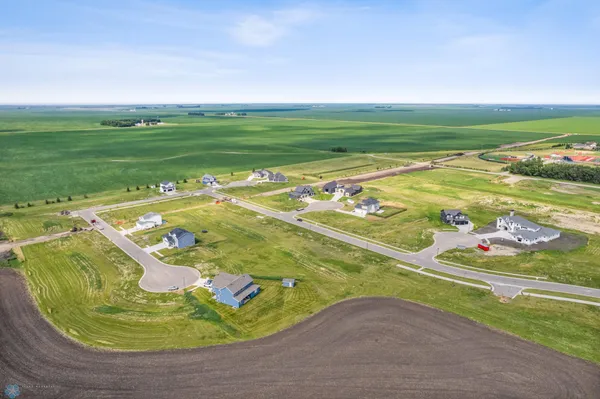 $85,900 | 719 4th Avenue North, Casselton, ND 58012