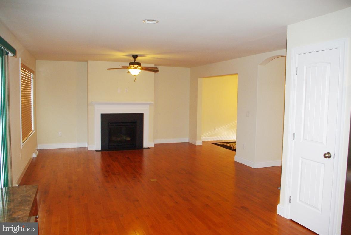 405 Riviera Street Mount Wolf, PA 17347 - Photo 9 of 36 Gallery Image 9