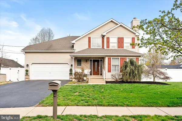 $530,000 | 350 Leonard Avenue, Hamilton, NJ 08619