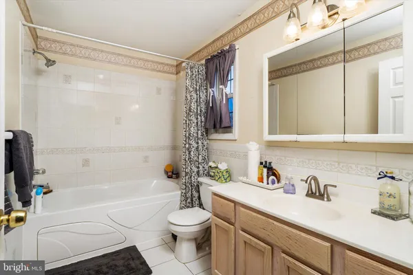 $530,000 | 350 Leonard Avenue, Hamilton, NJ 08619