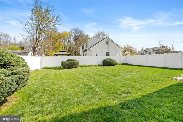 $530,000 | 350 Leonard Avenue, Hamilton, NJ 08619