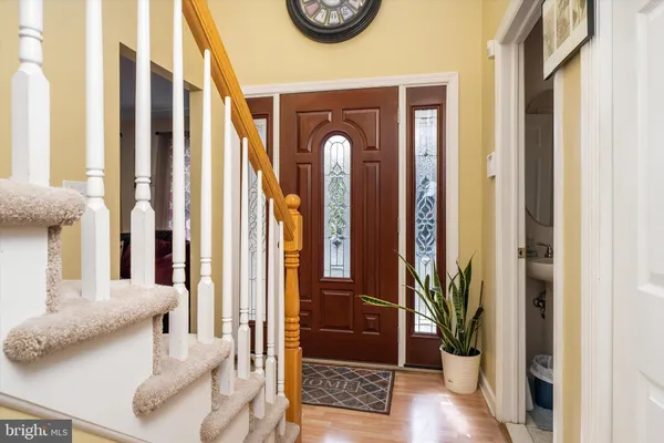 $530,000 | 350 Leonard Avenue, Hamilton, NJ 08619