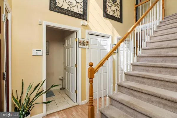$530,000 | 350 Leonard Avenue, Hamilton, NJ 08619
