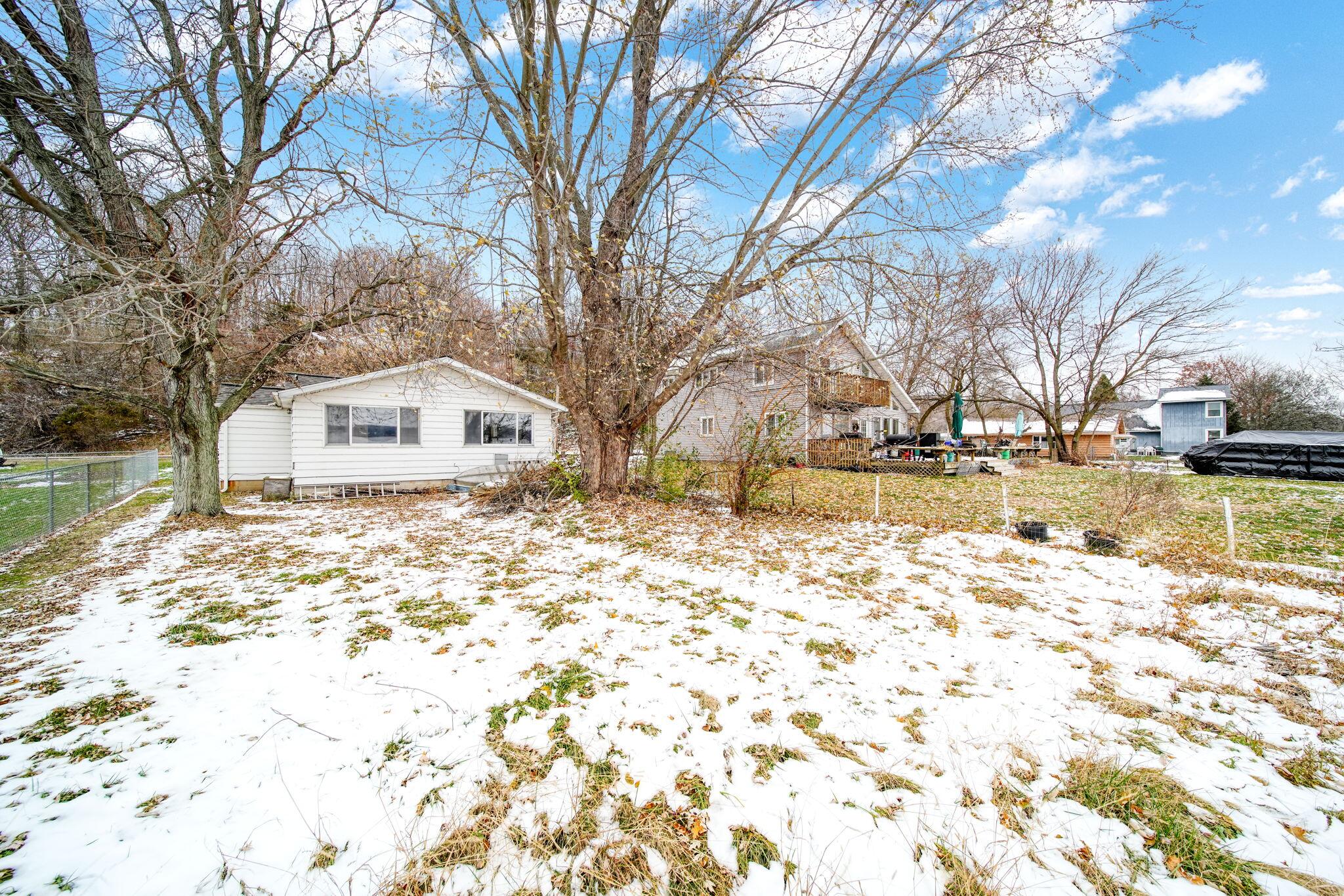 216 Brills Lake Road Jackson, MI 49201 - Photo 8 of 31 8-web-or-mls-DSC00439_HDR