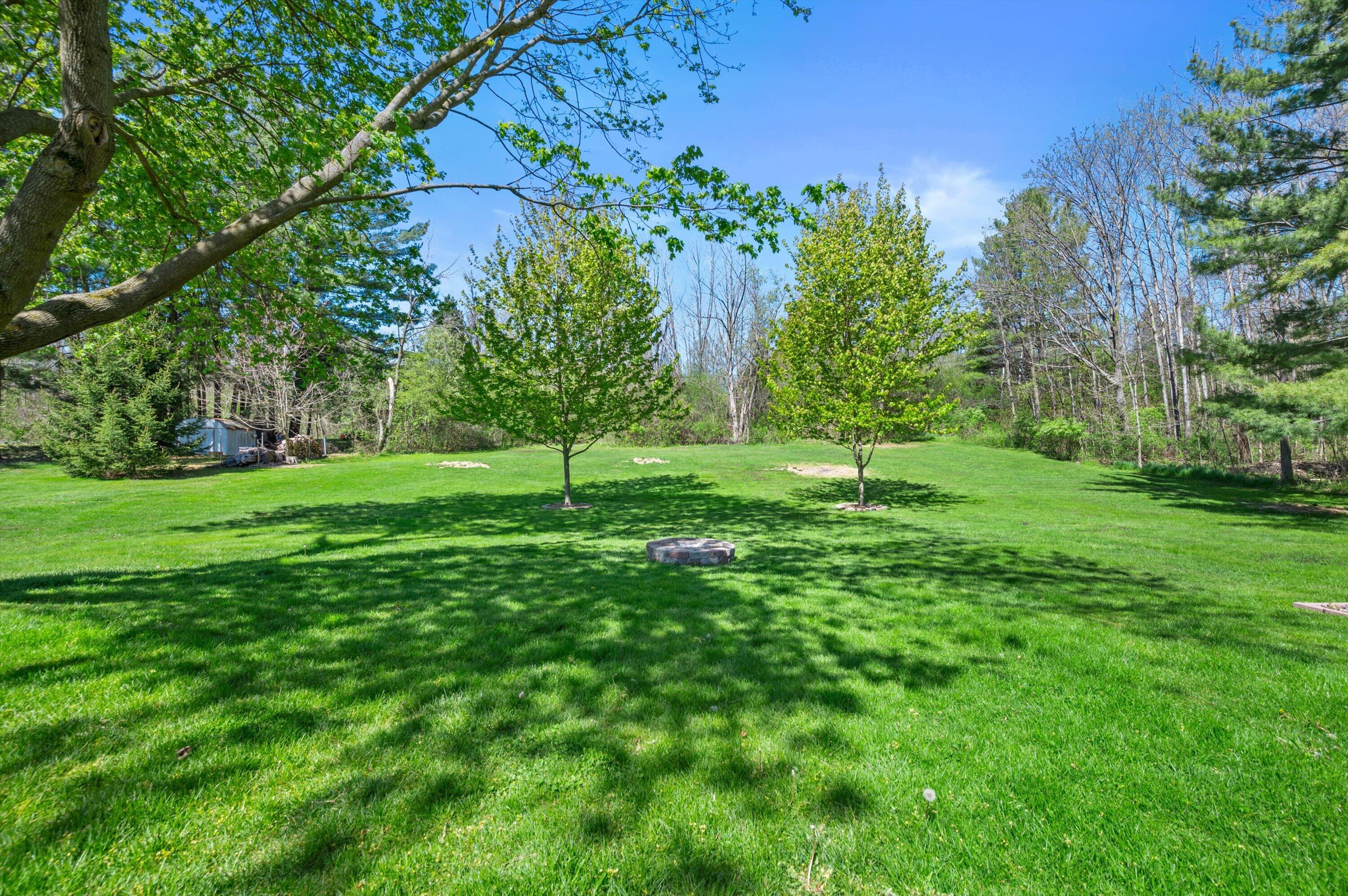 405 Plat Road Richfield, WI 53017 - Photo 28 of 42 Yard