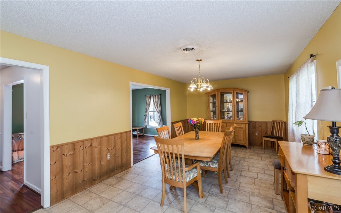 7708 Woodbrook Road Quinton, VA 23141 - Photo 9 of 25 Gallery Image 9