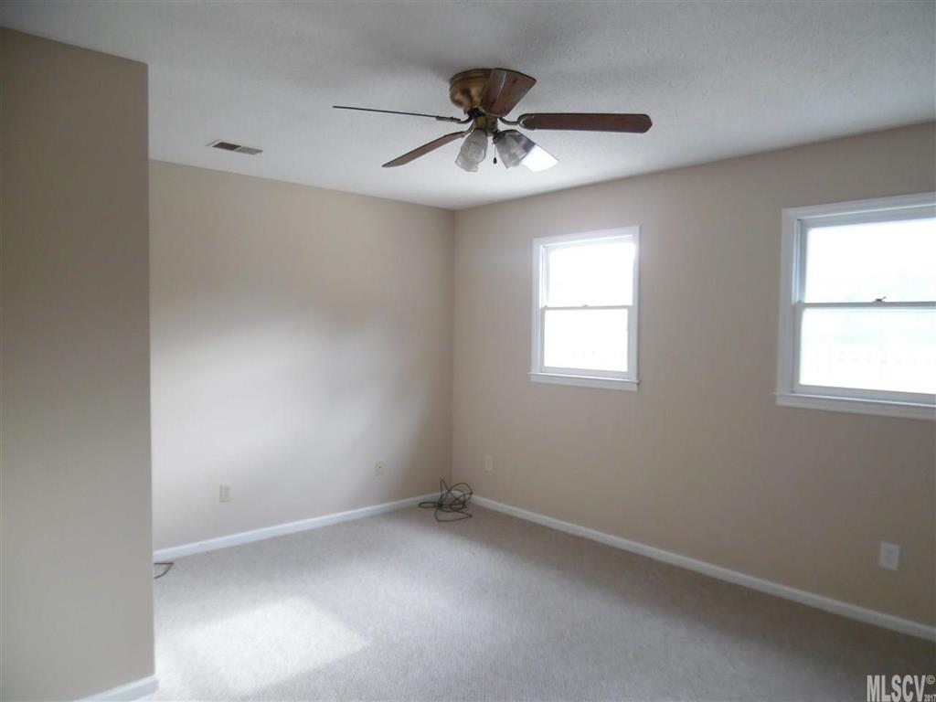 3631 Thunder Road Maiden, NC 28650 - Photo 11 of 12 Gallery Image 11