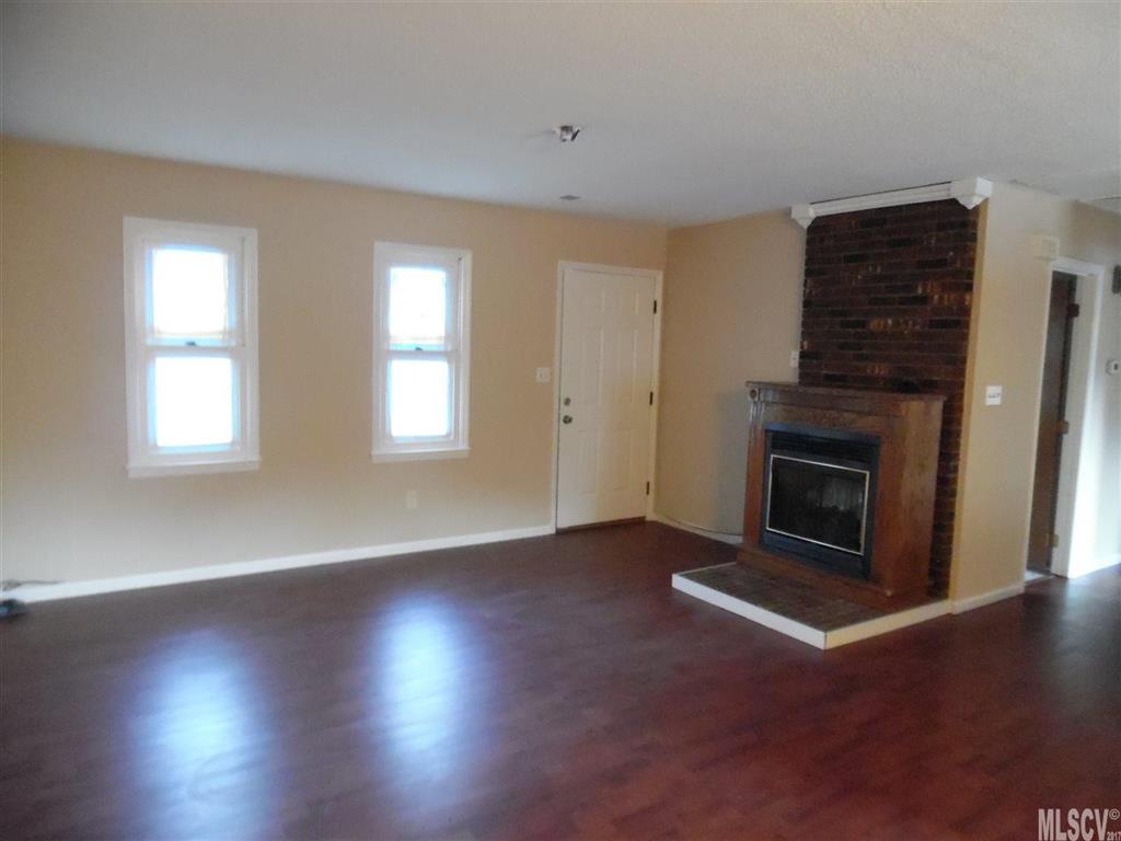3631 Thunder Road Maiden, NC 28650 - Photo 7 of 12 Gallery Image 7