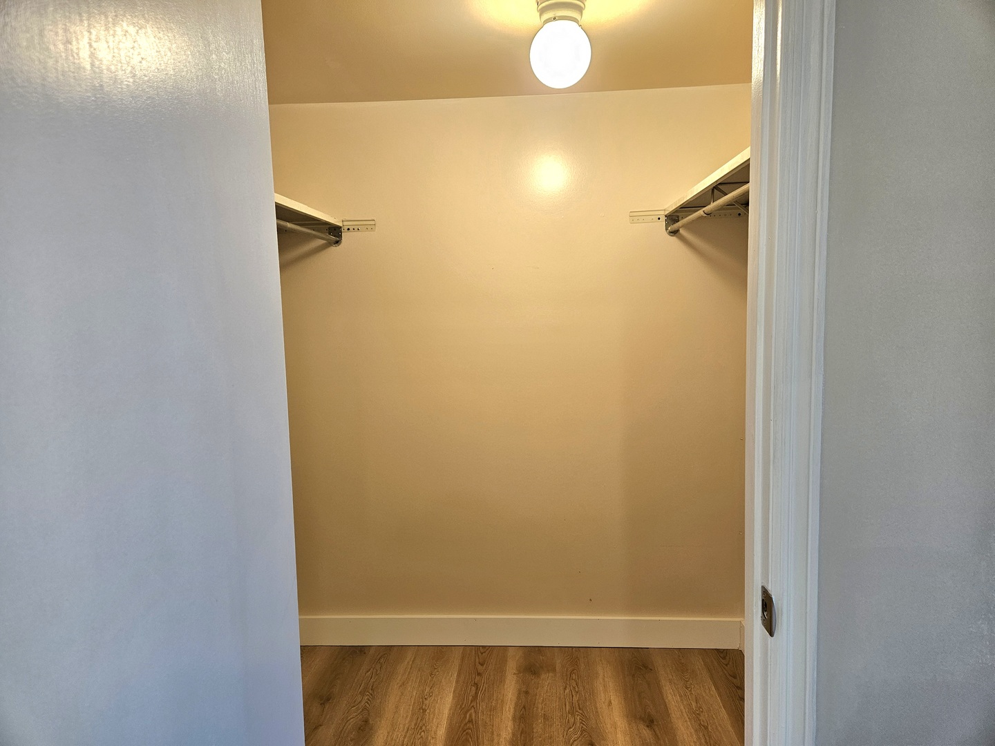 5502 Tinder, Unit 5 Rolling Meadows, IL 60008 - Photo 13 of 18