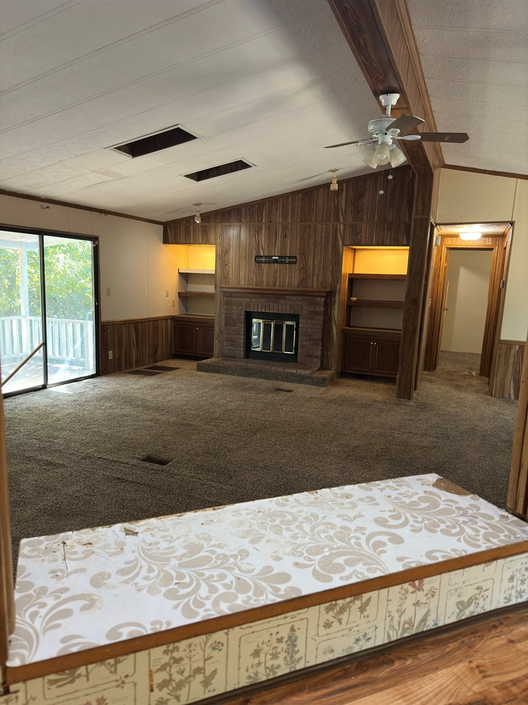 600 Moye Road Columbus, GA 31907 - Photo 10 of 26 Looking into great room from kitchen