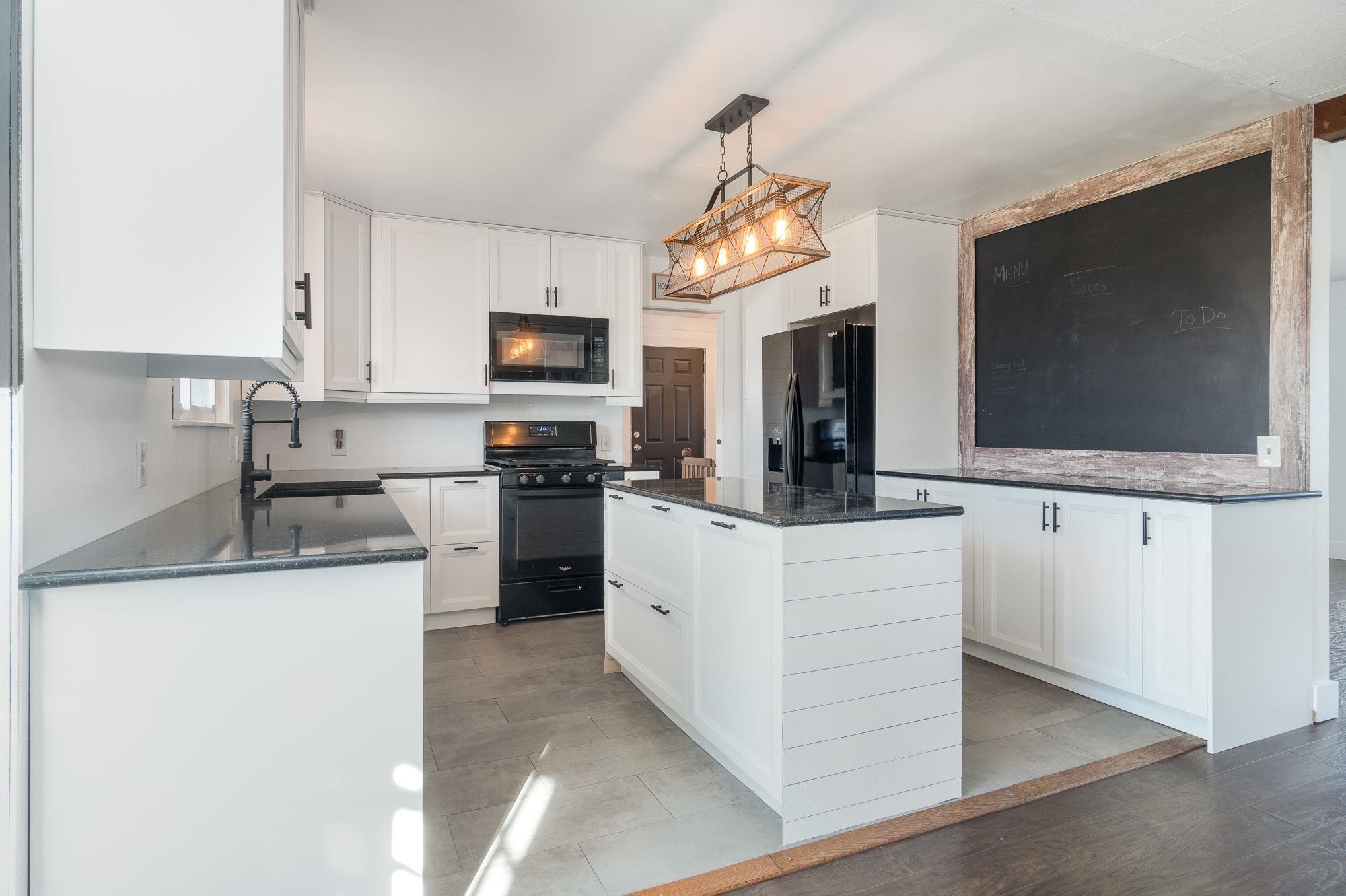 1855 South Homer Road Midland, MI 48640 - Photo 8 of 25 1906935-7.JPG