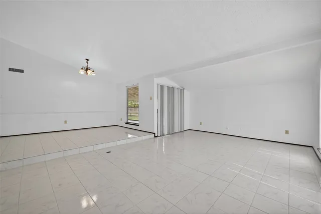 $1,685 | 14315 Lourdes Drive, Houston, TX 77049