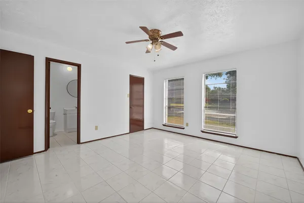 $1,600 | 14315 Lourdes Drive, Houston, TX 77049