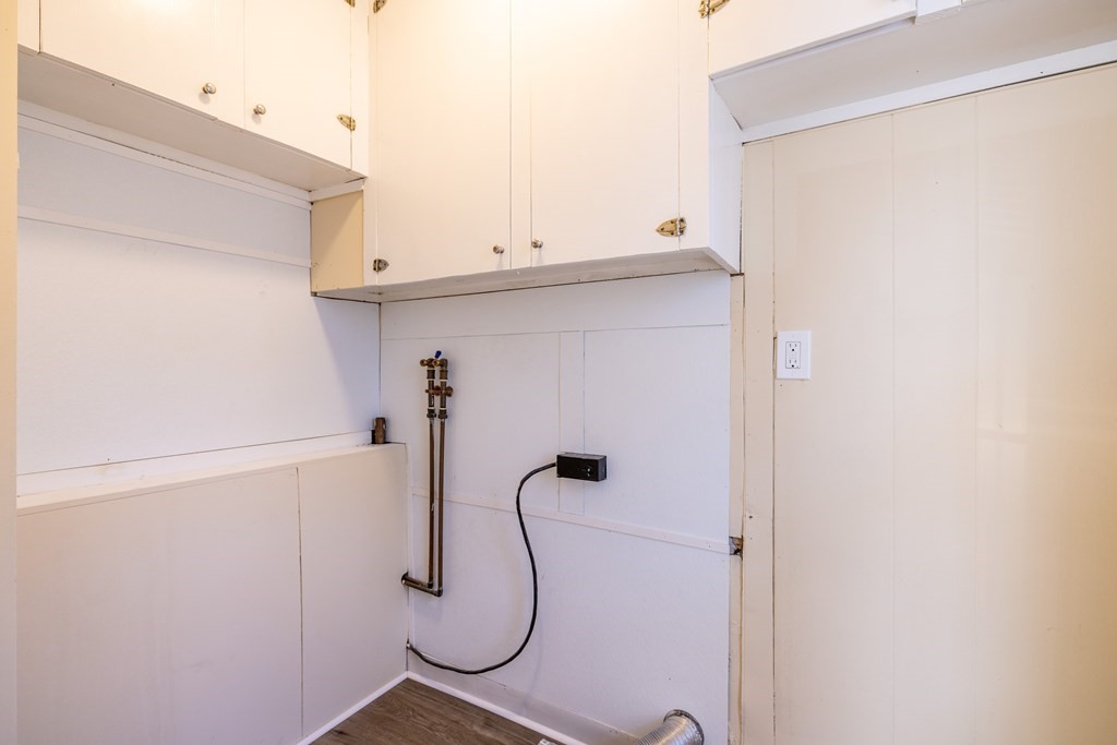 268 Locust Street Fall River, MA 02720 - Photo 26 of 38 a bathroom with a shower
