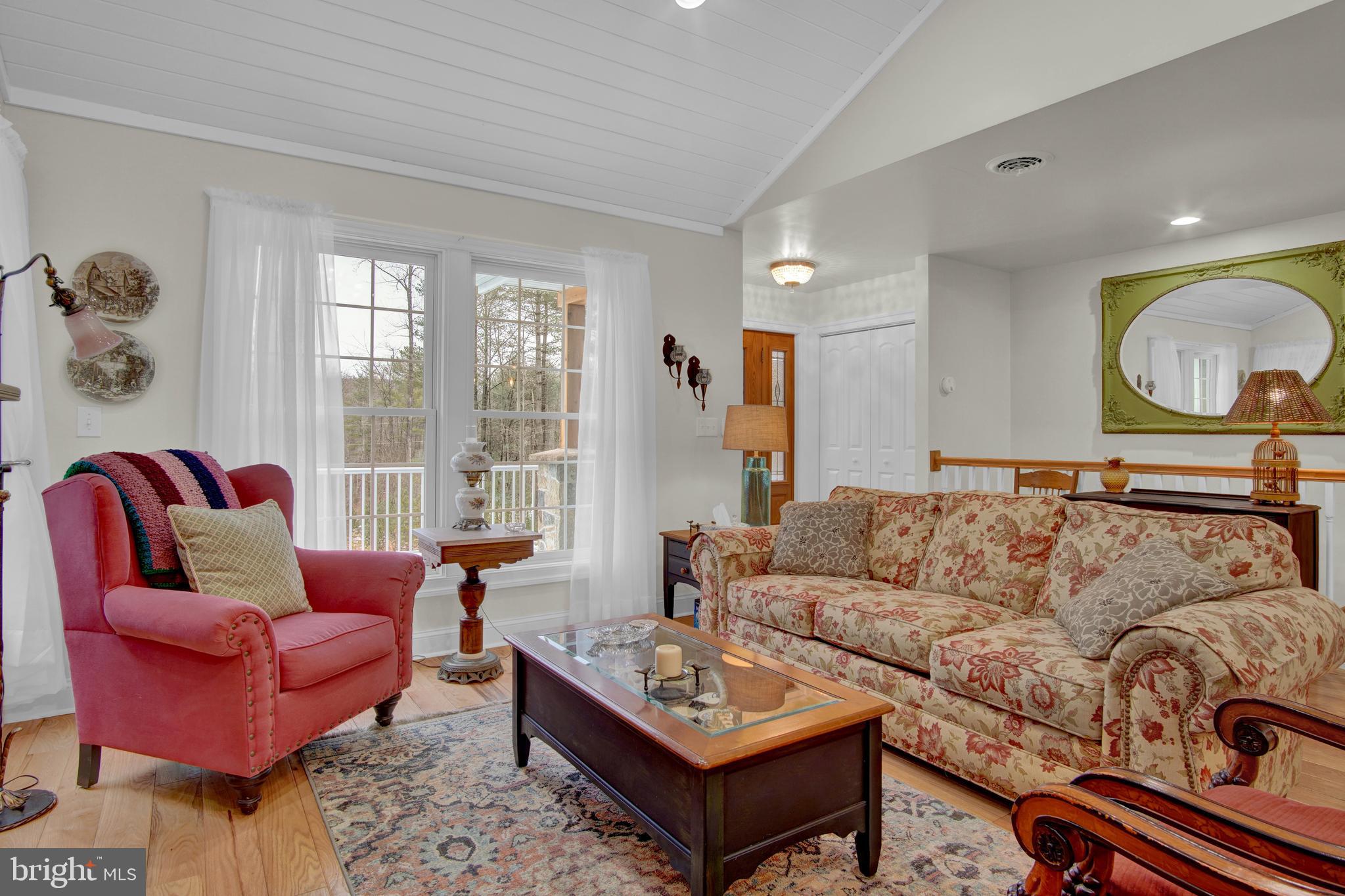 401 Orchard Road Orrtanna, PA 17353 - Photo 19 of 54 living room