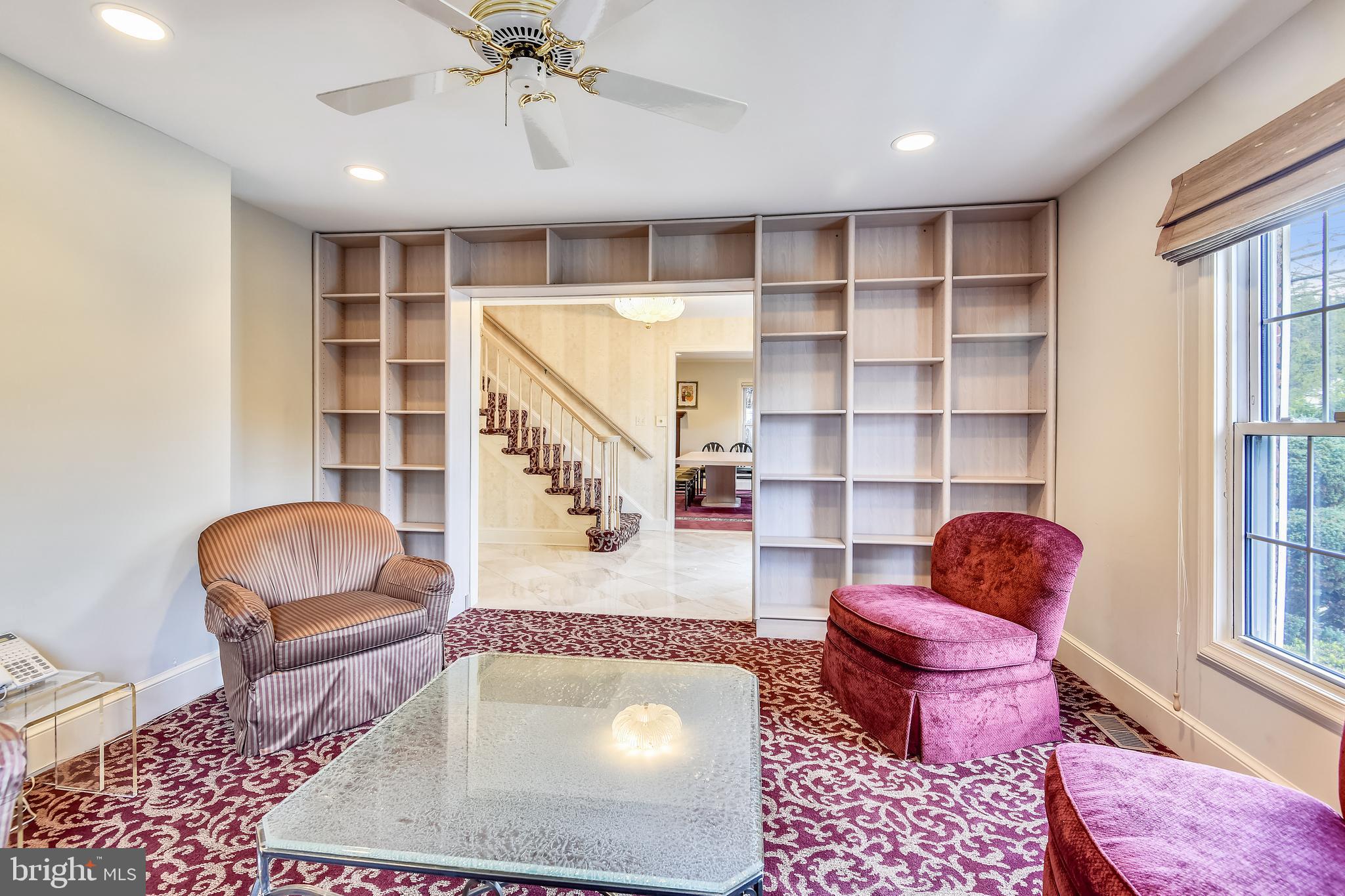 11911 Seven Locks Road Potomac, MD 20854 - Photo 6 of 57 With built-in shelves
