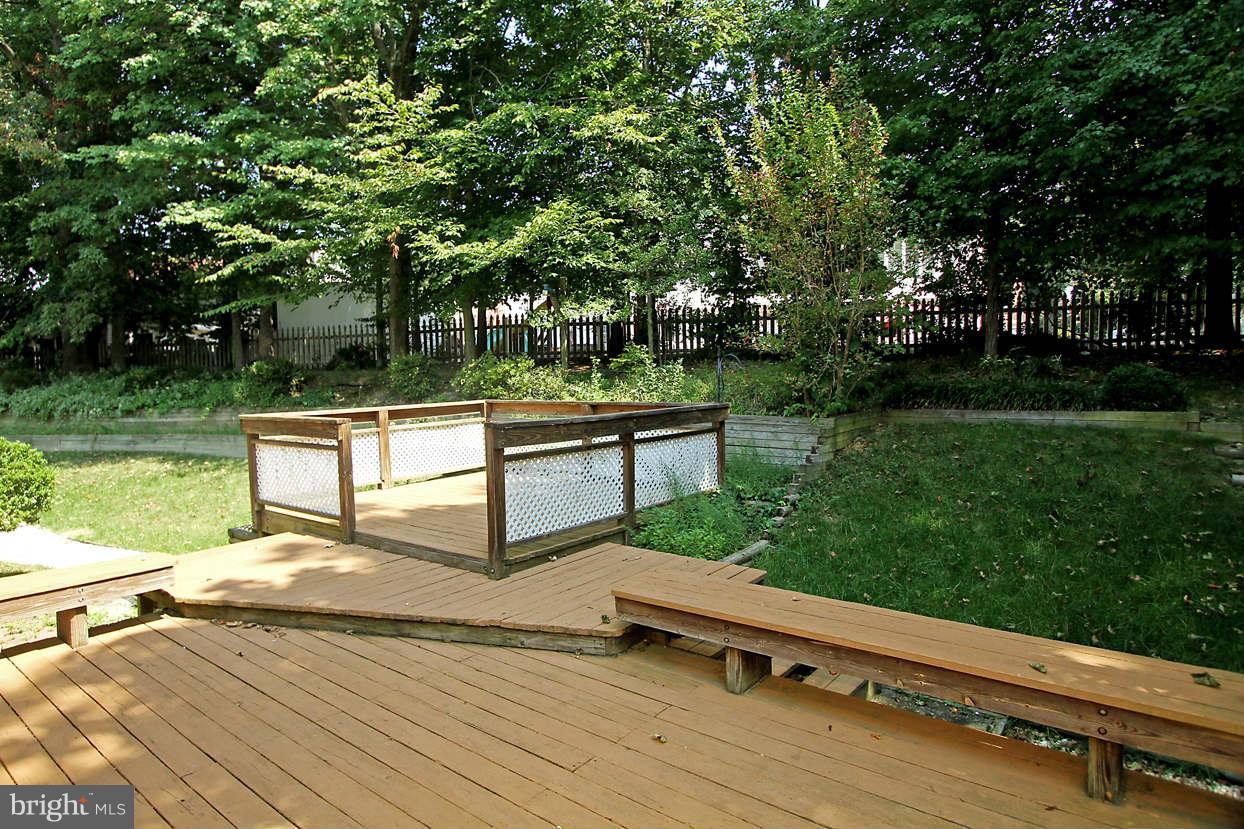 7755 Tara Heights Place Springfield, VA 22153 - Photo 24 of 30 Back deck