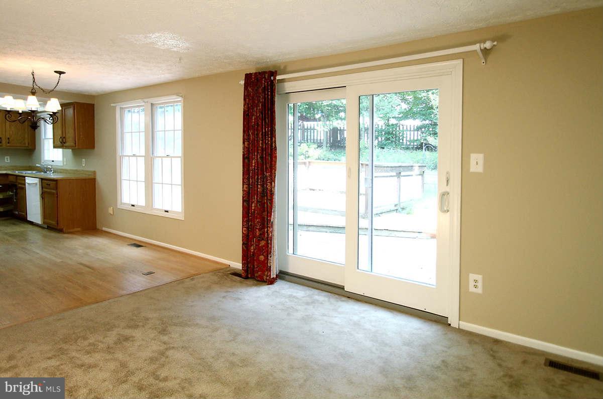 7755 Tara Heights Place Springfield, VA 22153 - Photo 7 of 30 Family Room