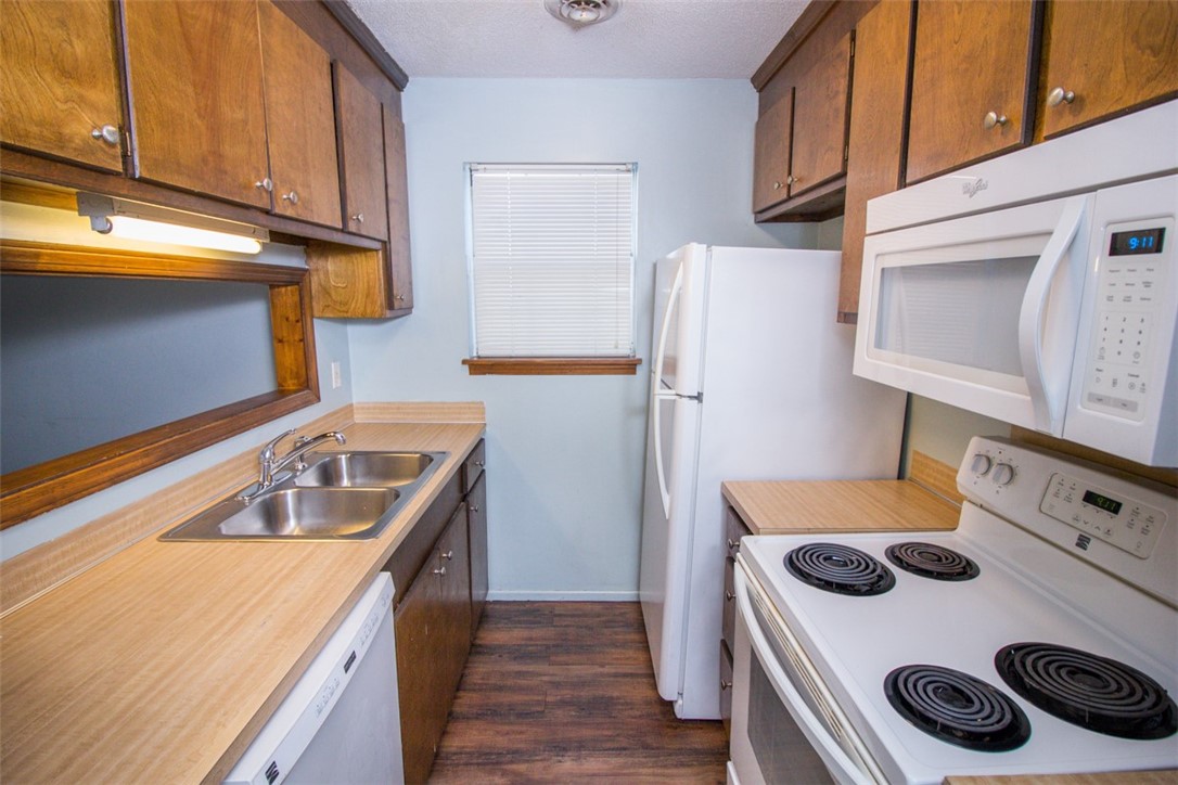4310 Lexington Way Anderson, SC 29621 - Photo 8 of 26 Gallery Image 8