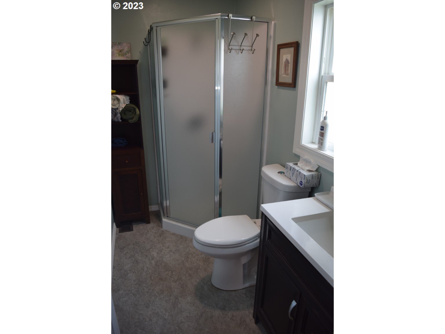 327 West Main Street Athena, OR 97813 - Photo 15 of 48 a bathroom with a toilet and a sink