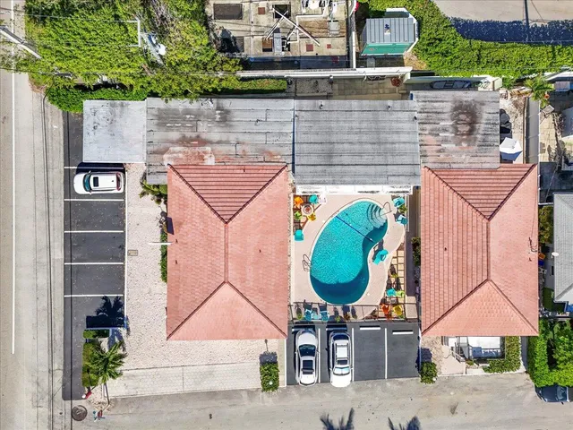 $2,795,000 | 1 Tropical Drive, Ocean Ridge, FL 33435