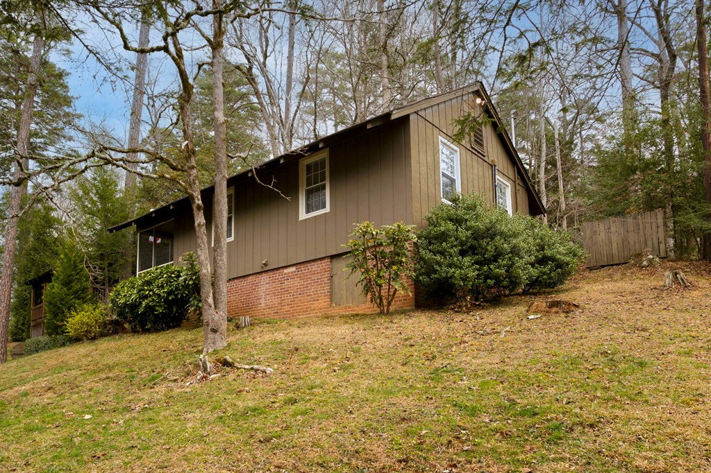 180 Village Road Murphy, NC 28906 - Photo 3 of 42