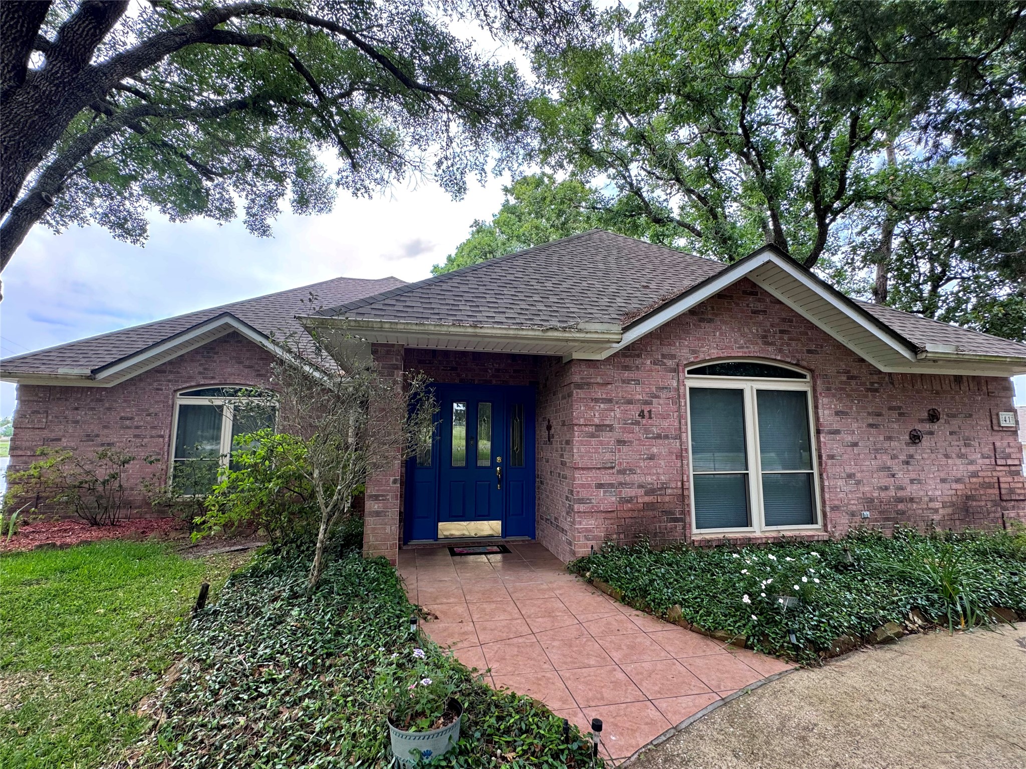 41 Blue Bird Lane Trinity, TX 75862 - Photo 5 of 50