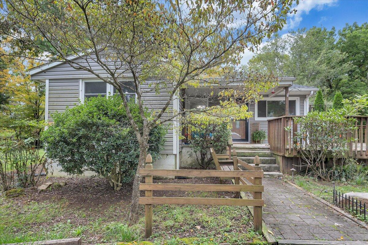 5873 Hall Road Catawba, VA 24070 - Photo 19 of 27 20-MIB00182