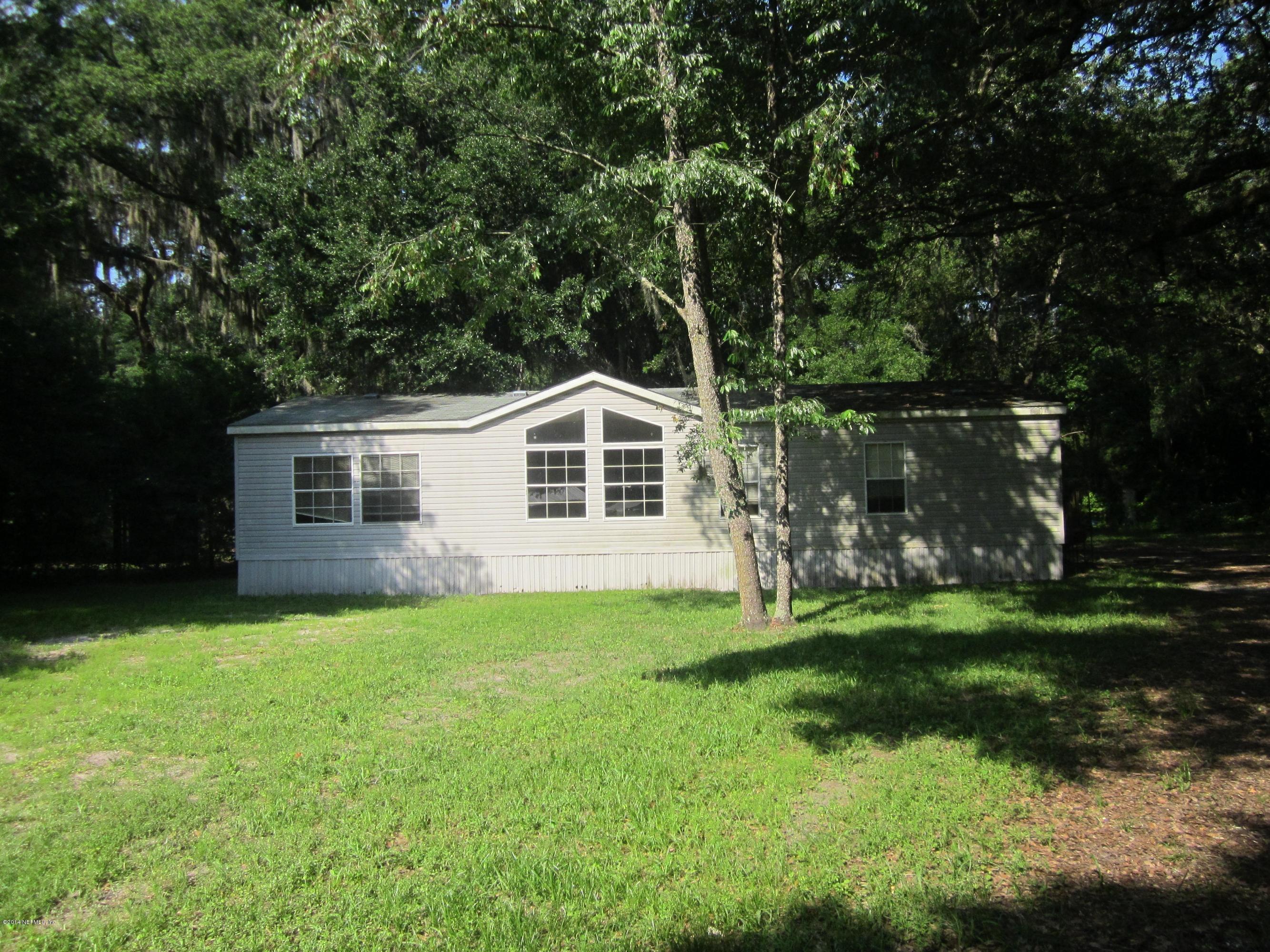 3121 Bainbridge Road, Unit 3 Palatka, FL 32177 - Photo 2 of 12 IMG_0273