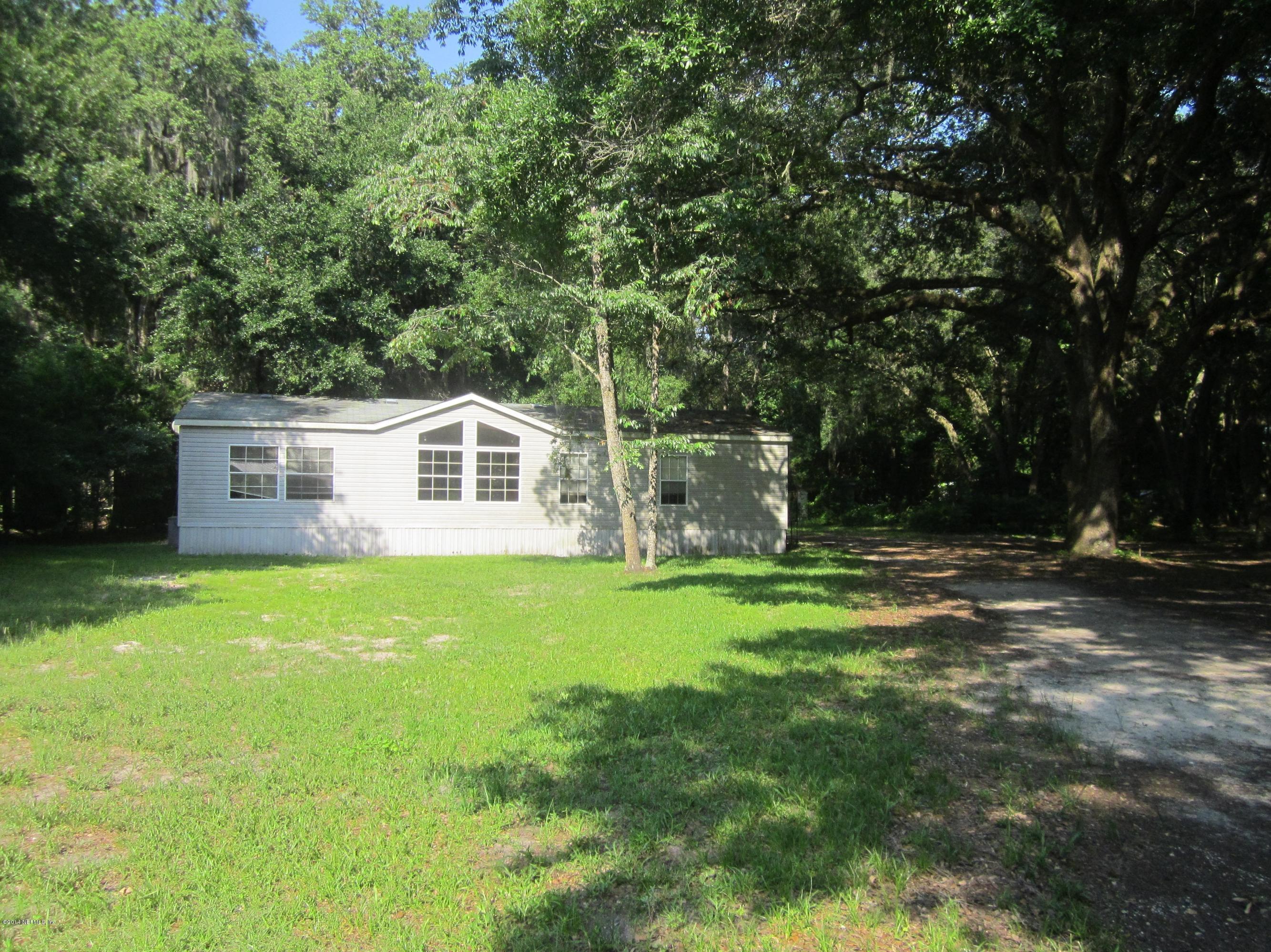 3121 Bainbridge Road, Unit 3 Palatka, FL 32177 - Photo 3 of 12 IMG_0274
